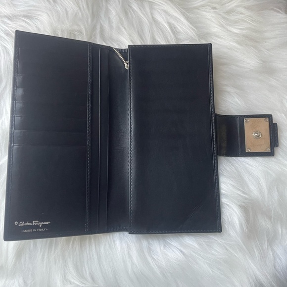 Salvatore Ferragamo Long Wallet - Picture 5 of 13